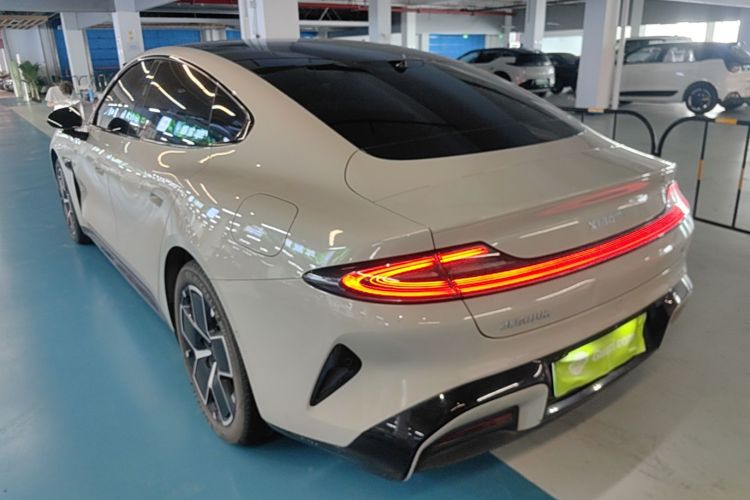 MI SU7 2024 car image #5