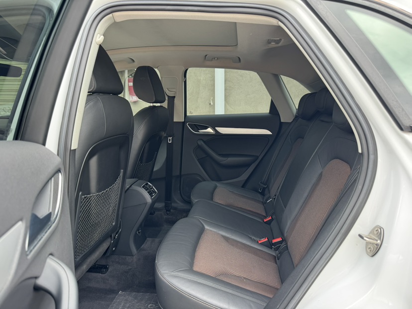 Audi Q3 2019 #8 Audi Q3 2019 car image #8