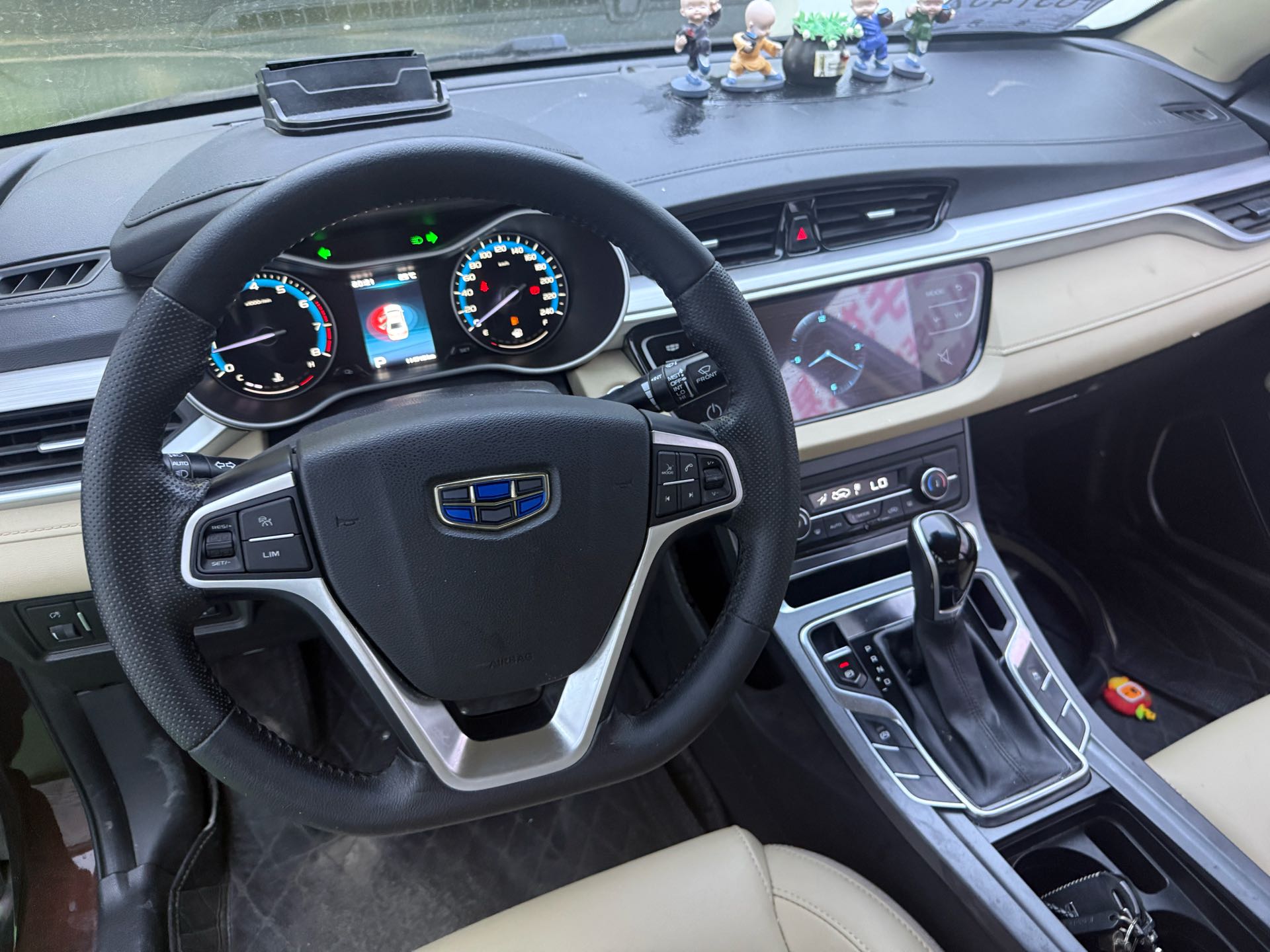 GEELY Emgrand 2018 #5 GEELY Emgrand 2018 صورة سيارة #5