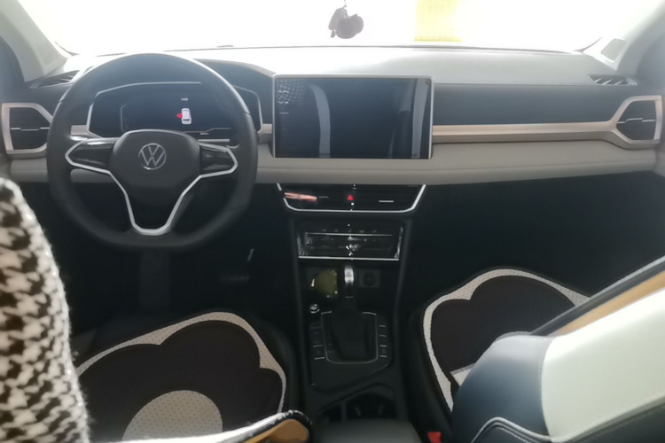 Volkswagen Tharu 2023 #10 Volkswagen Tharu 2023 car image #10