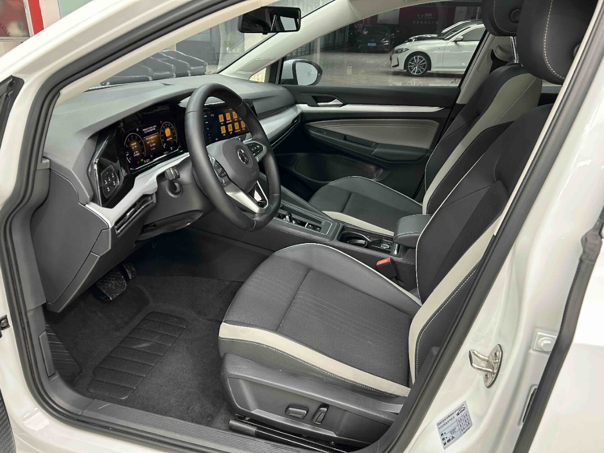 Volkswagen Golf 2022 #4 Volkswagen Golf 2022 car image #4