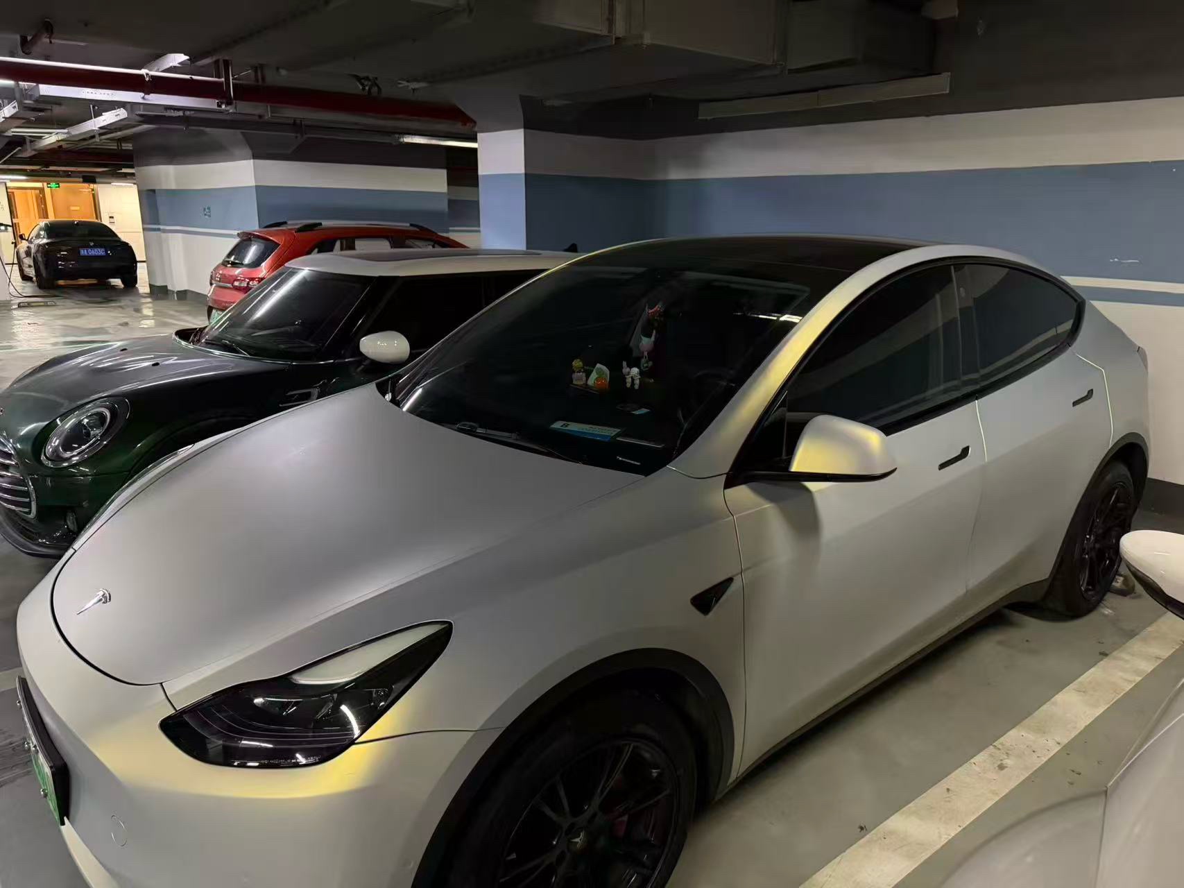 Tesla Model Y 2022 Tesla Model Y 2022 car image