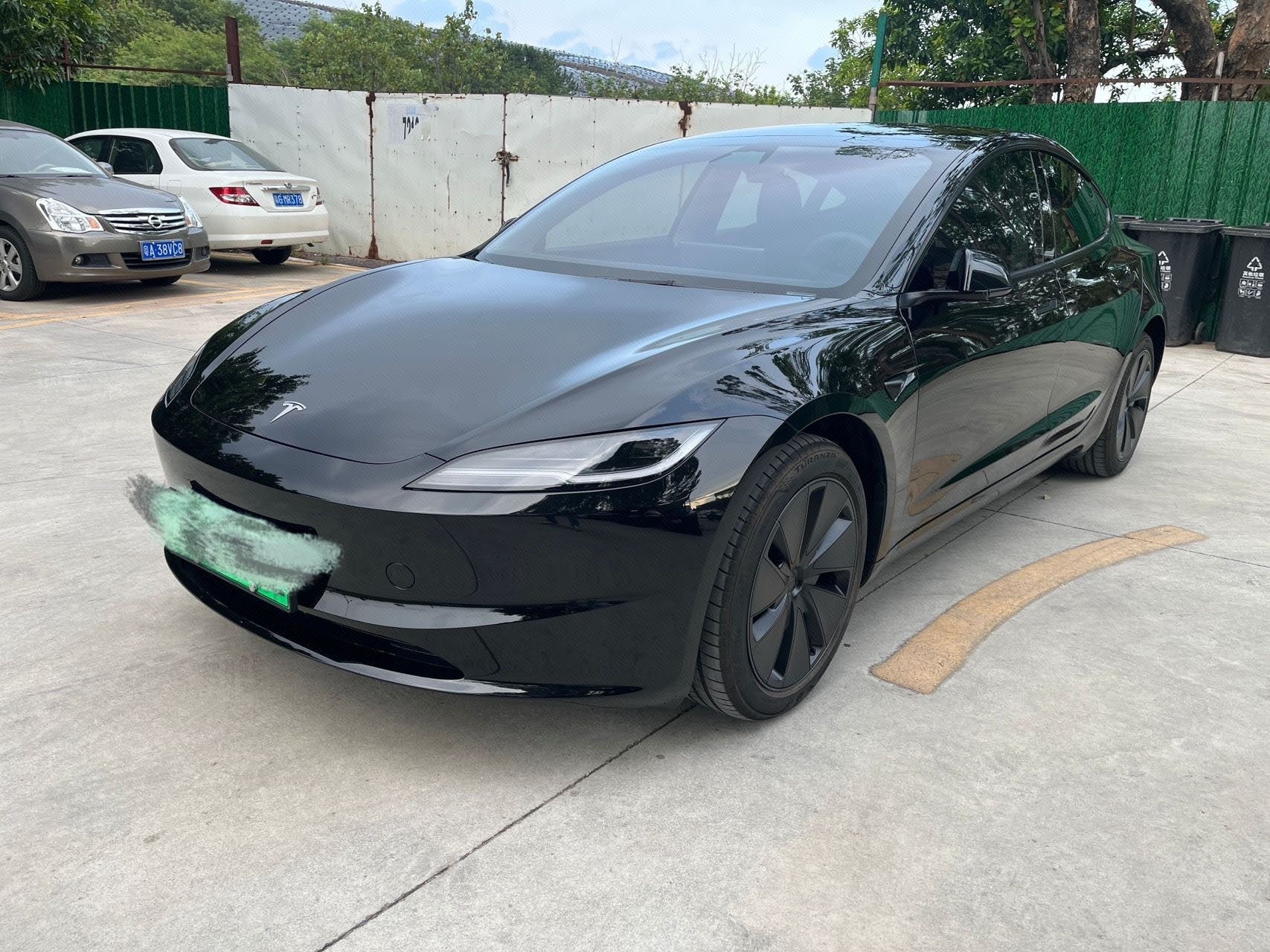 Tesla Model 3 2025 car image 