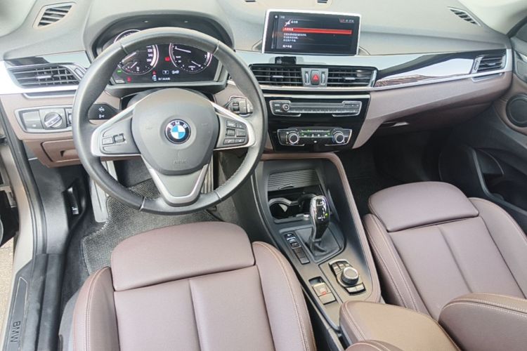 BMW X1 2020 car image #10