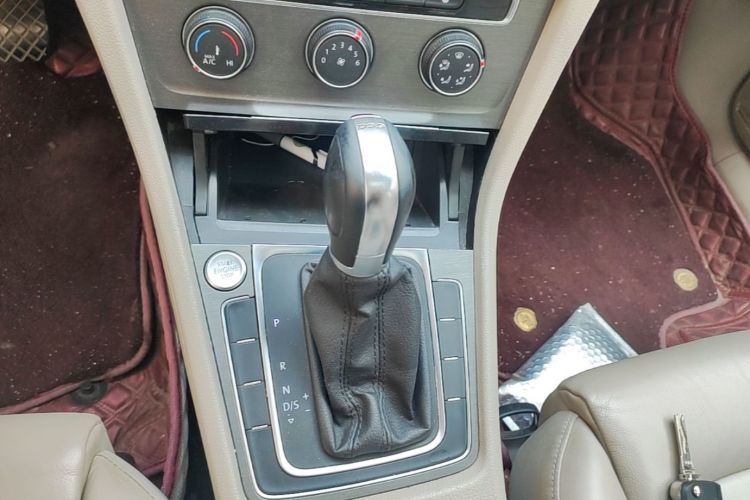 Volkswagen Golf 2017 #18 Volkswagen Golf 2017 car image #18