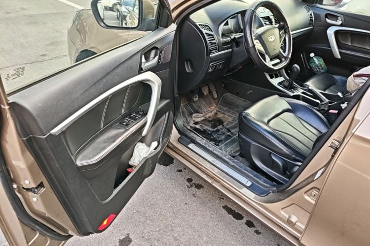 GEELY Emgrand 2016 car image #16