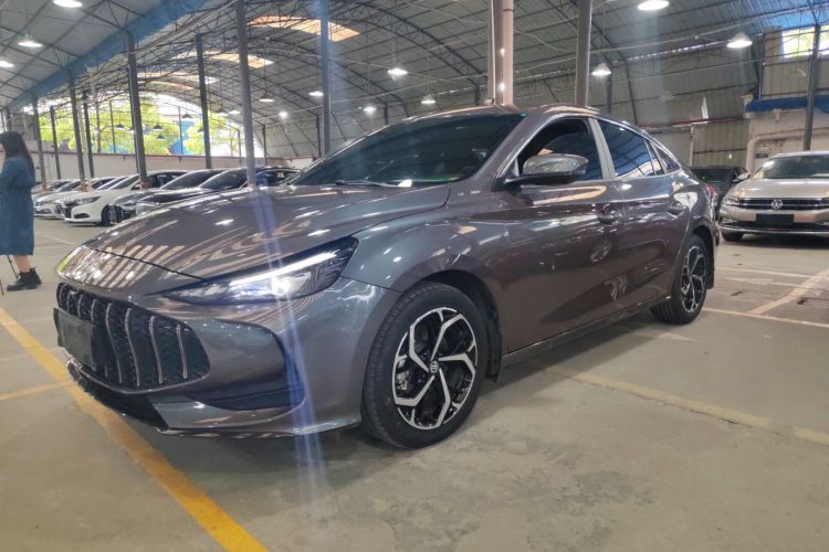 MG 5 2025 imagen de coche #2