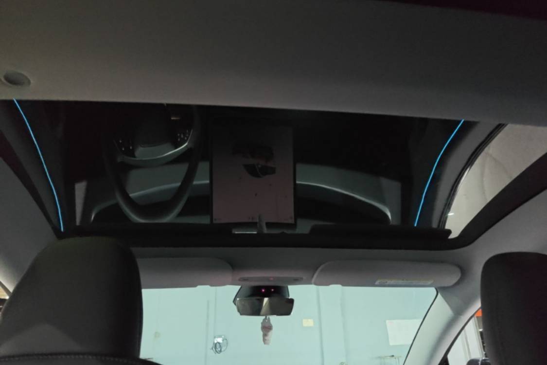 Tesla Model 3 2025 #14 Tesla Model 3 2025 car image #14