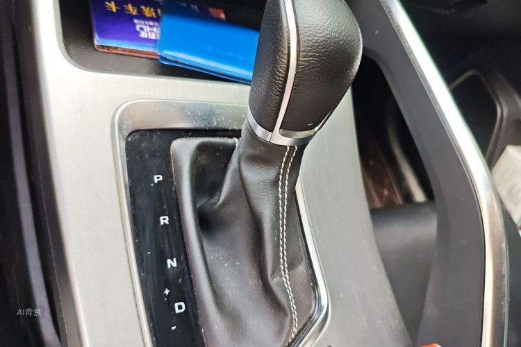 GEELY Coolray 2020 car image #16