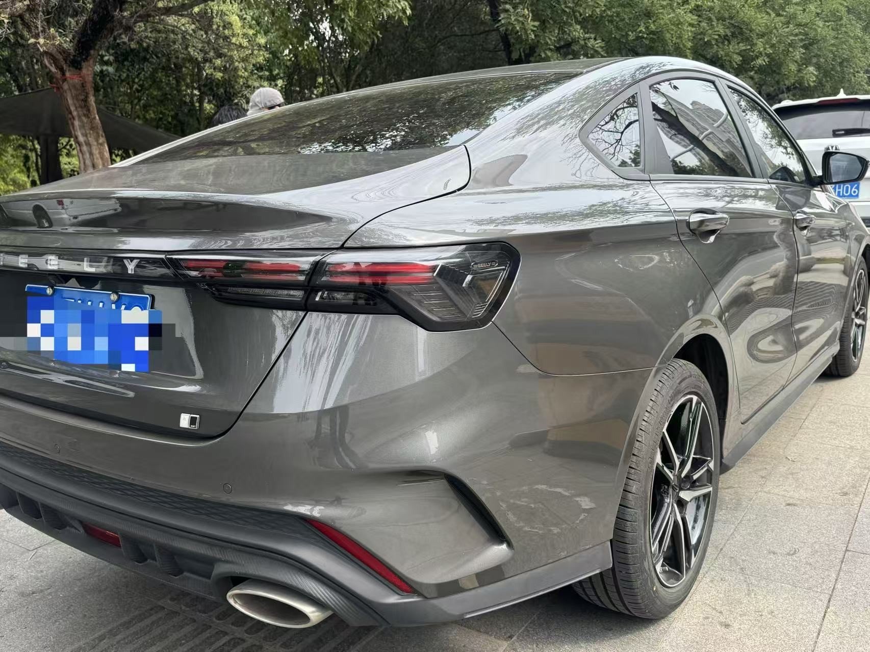 GEELY Binray 2024 #5 GEELY Binray 2024 изображение автомобиля #5