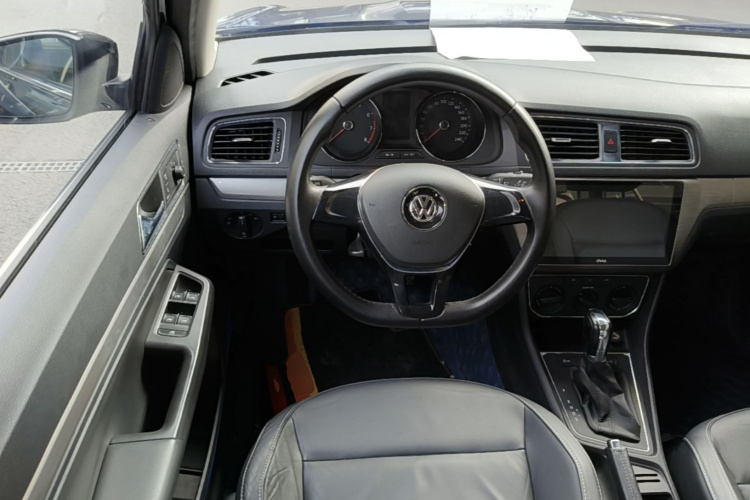 Volkswagen Lavida 2016 car image #11