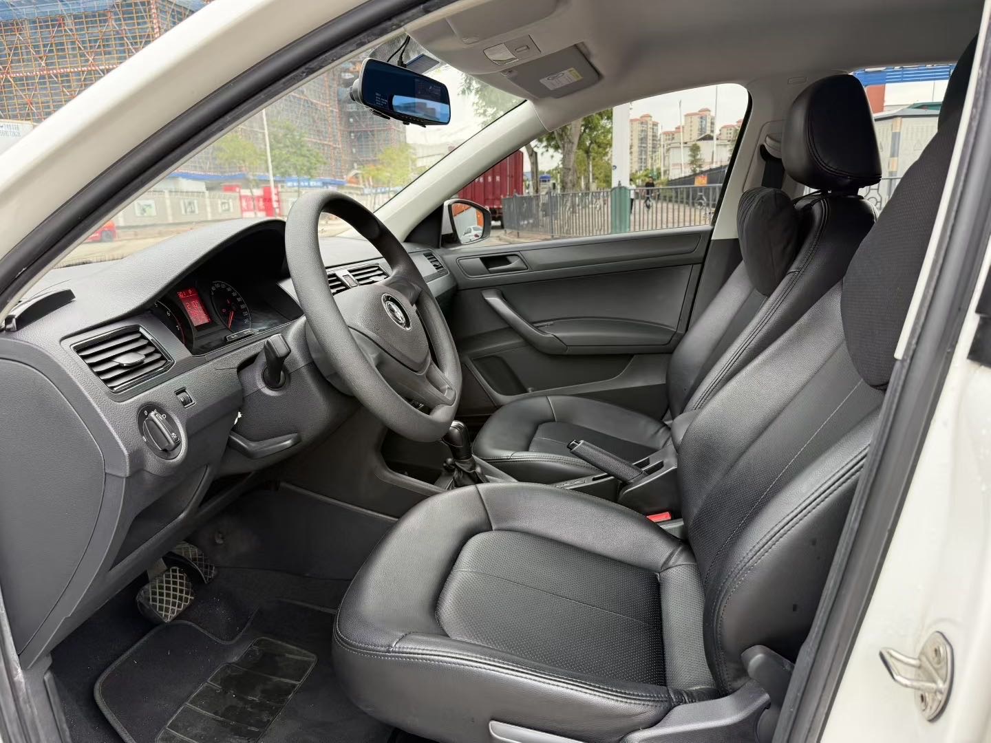 Volkswagen Santana 2017 #6 Volkswagen Santana 2017 car image #6
