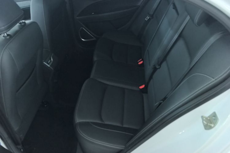 GEELY Emgrand 2021 #17 GEELY Emgrand 2021 imagen de coche #17