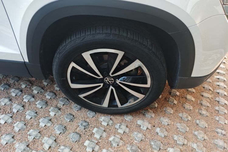 Volkswagen Tharu 2021 car image #6