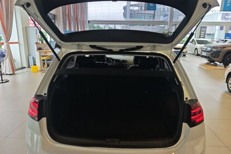 Volkswagen Golf 2018 #19 Volkswagen Golf 2018 car image #19