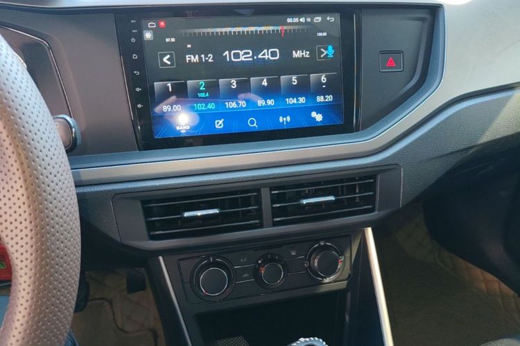 Volkswagen Polo 2020 car image #13