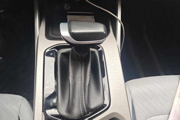 GEELY Emgrand 2023 car image #18
