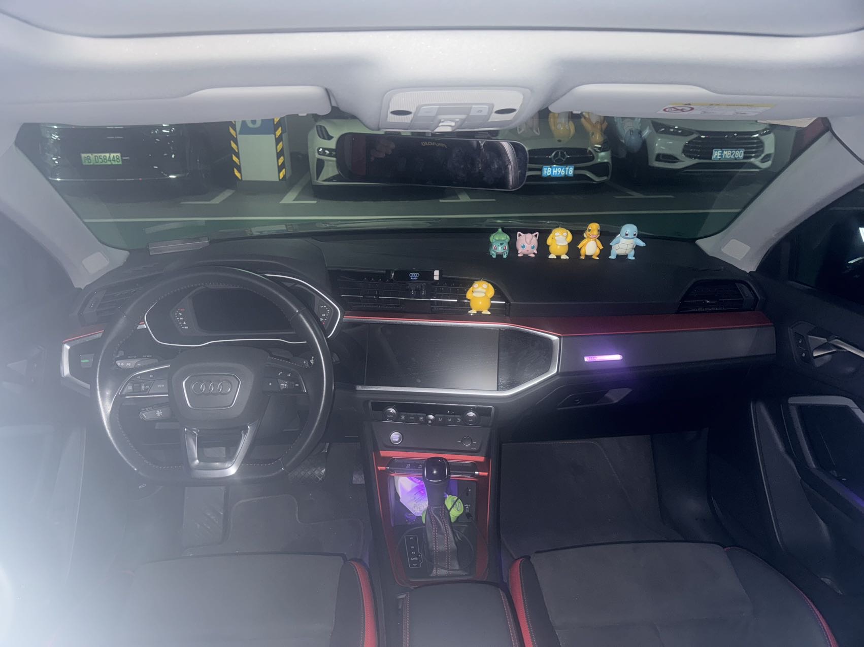 Audi Q3 2020 car image #6