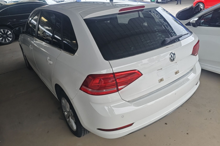 Volkswagen Santana 2017 car image #5
