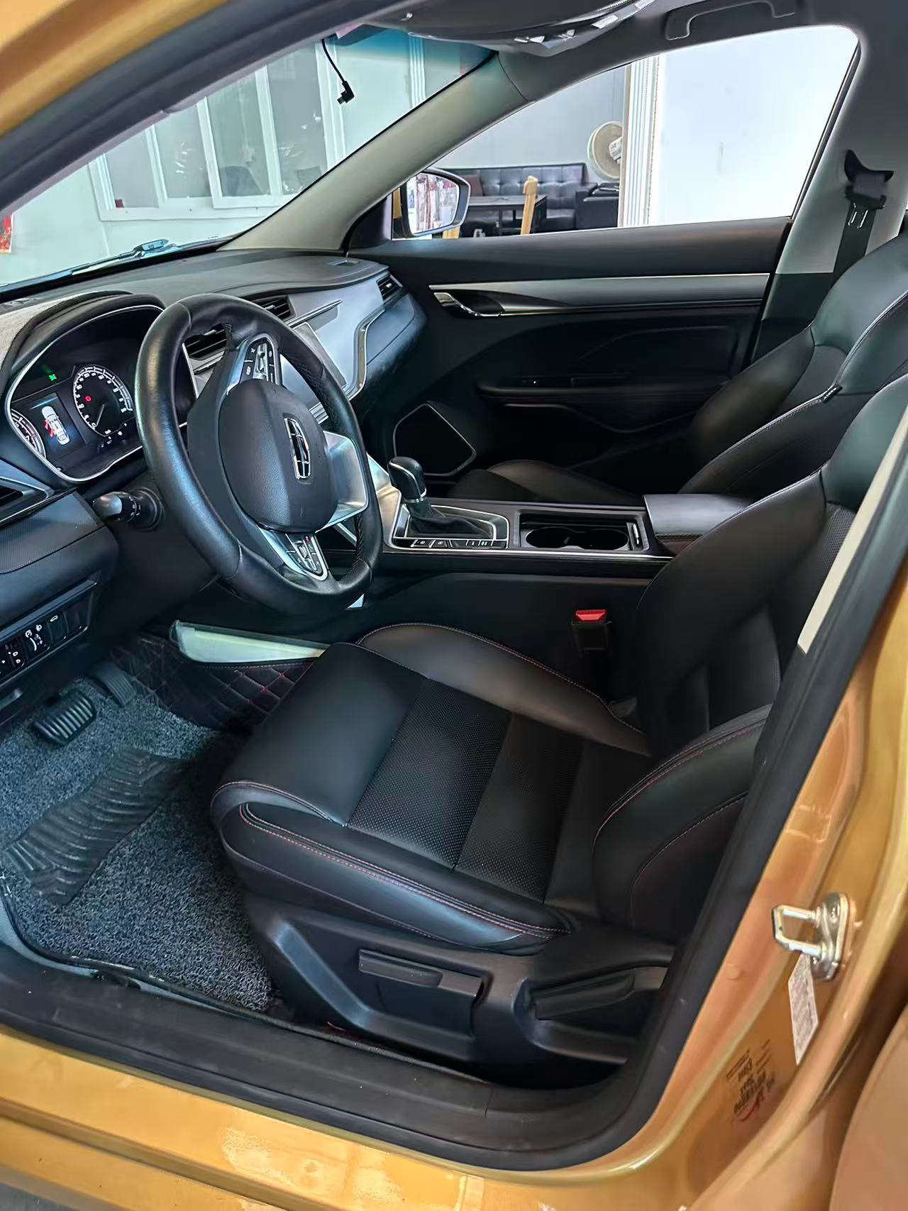 GEELY Binray 2020 صورة سيارة #3