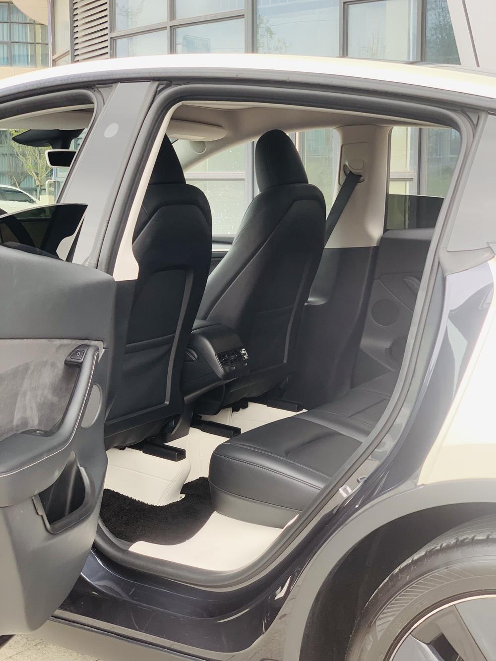 Tesla Model Y 2024 #20 Tesla Model Y 2024 car image #20