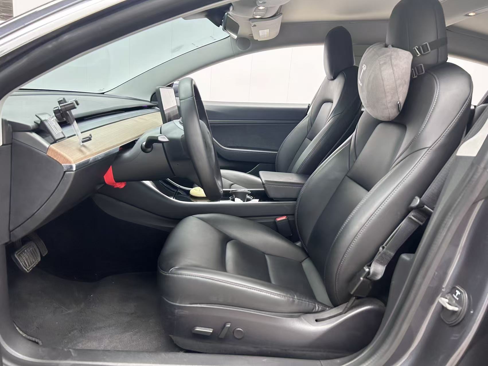 Tesla Model 3 2020 #4 Tesla Model 3 2020 car image #4