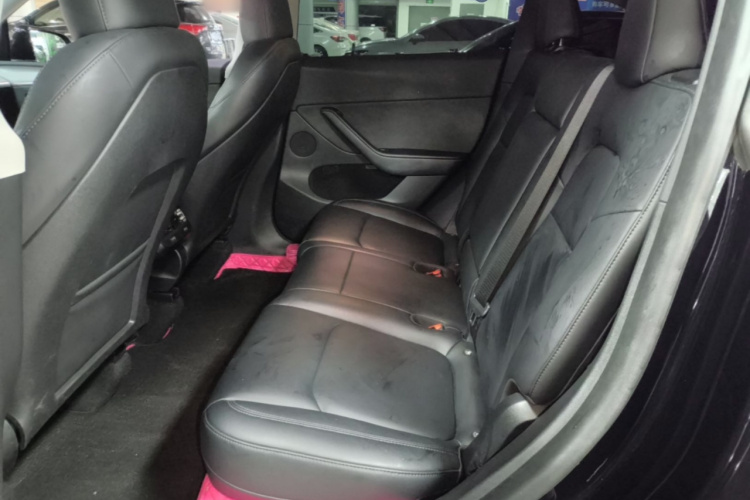 Tesla Model Y 2023 #17 Tesla Model Y 2023 car image #17