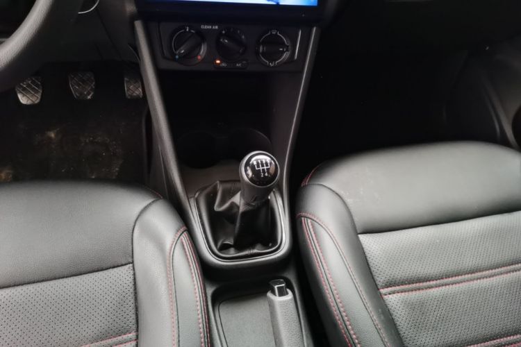 Volkswagen Polo 2016 #14 Volkswagen Polo 2016 car image #14