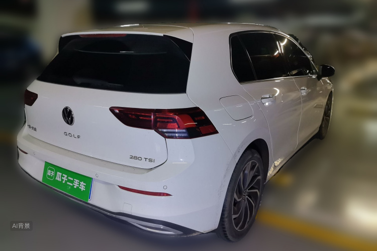 Volkswagen Golf 2023 car image #7