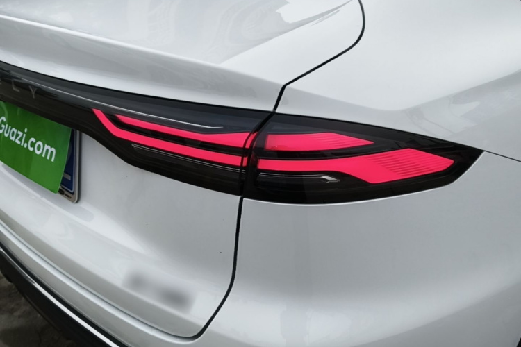 GEELY Emgrand 2026 #8 GEELY Emgrand 2026 car image #8