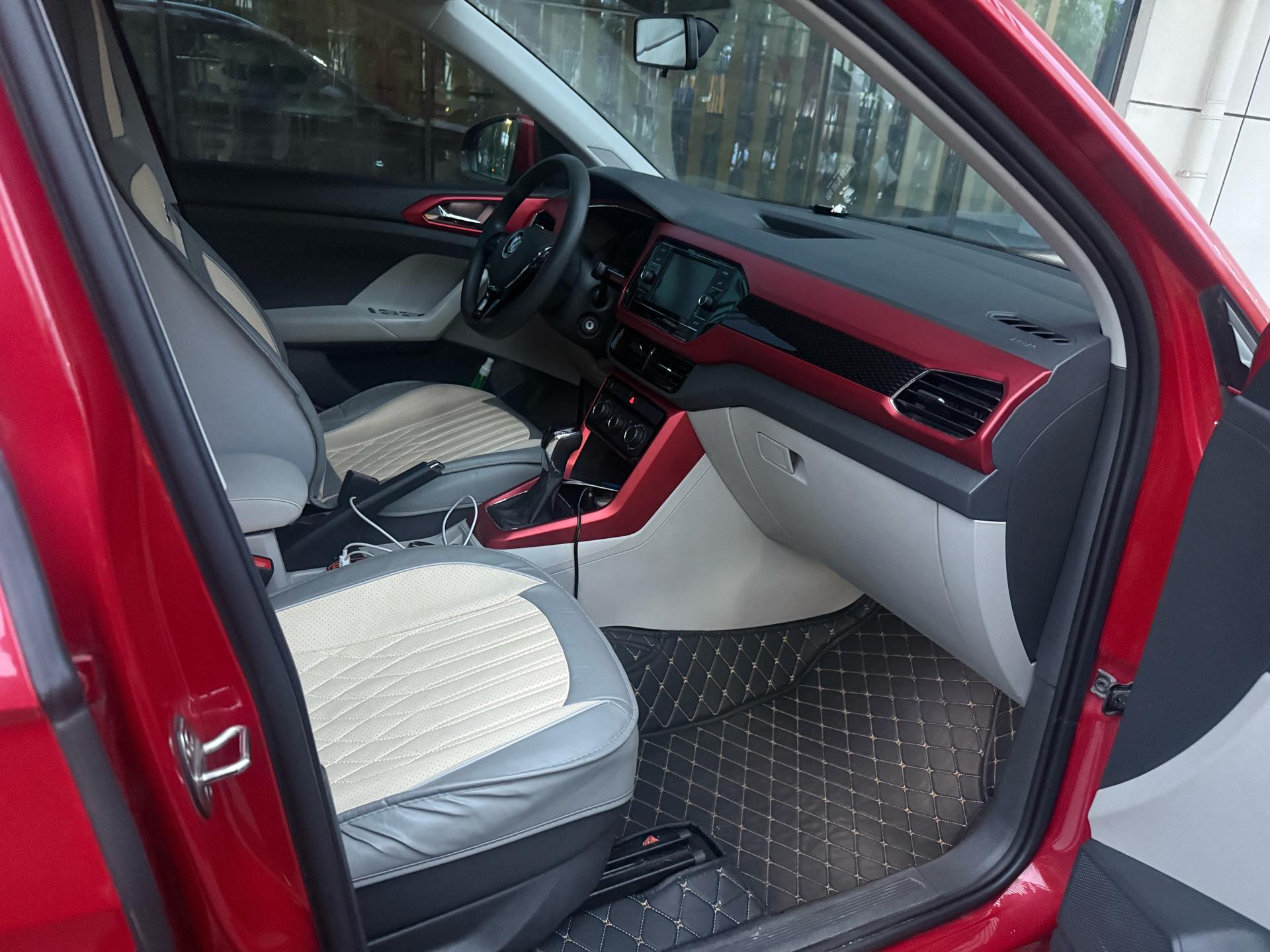 Volkswagen T-Cross 2019 imagem de carro #7