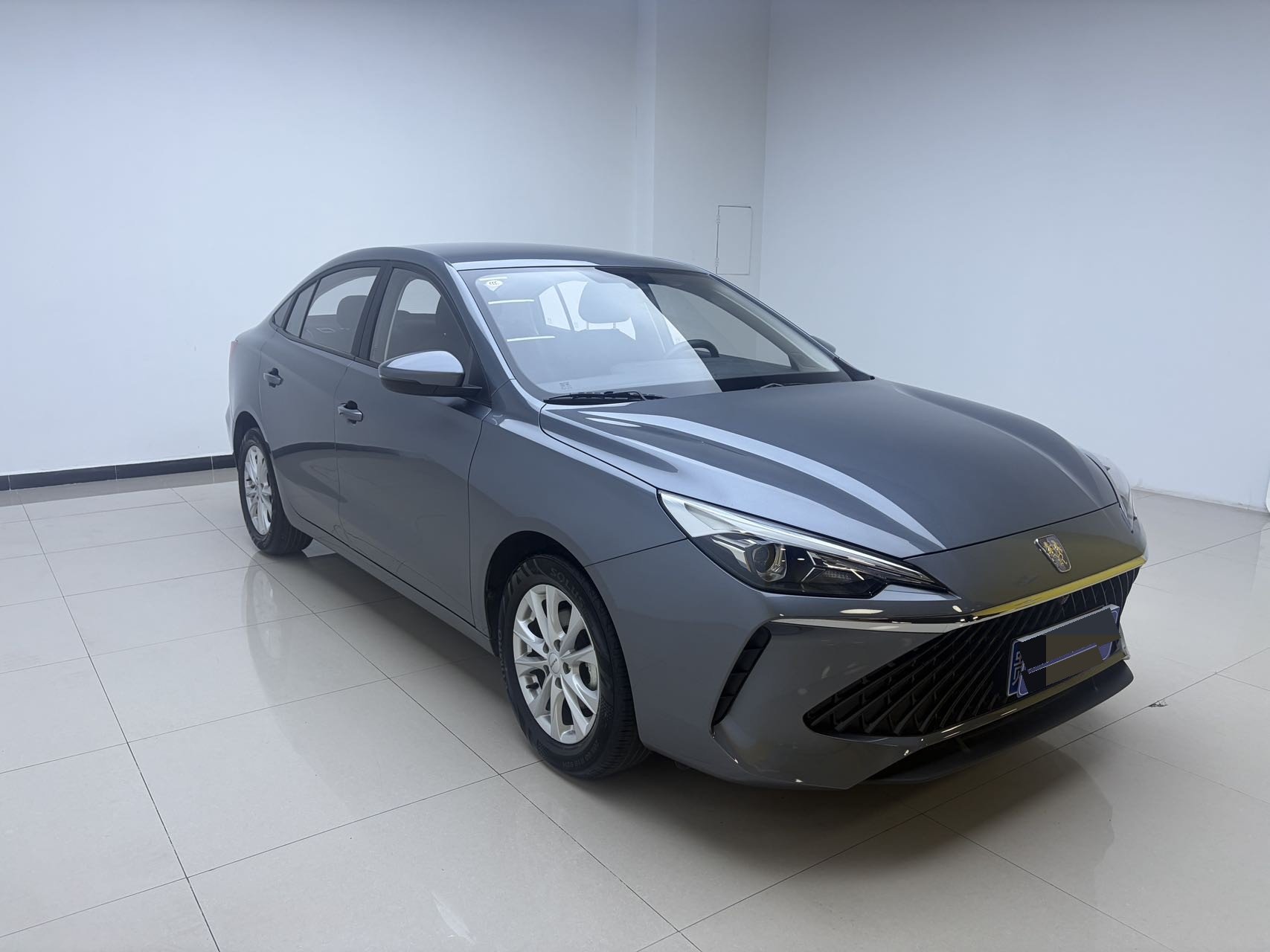Roewe i5 2024 car image #3