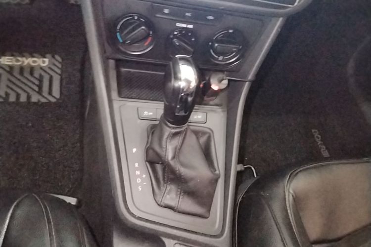 Volkswagen Lavida 2019 #14 Volkswagen Lavida 2019 car image #14