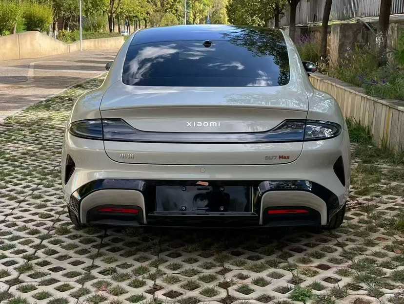 MI SU7 2026 изображение автомобиля #8