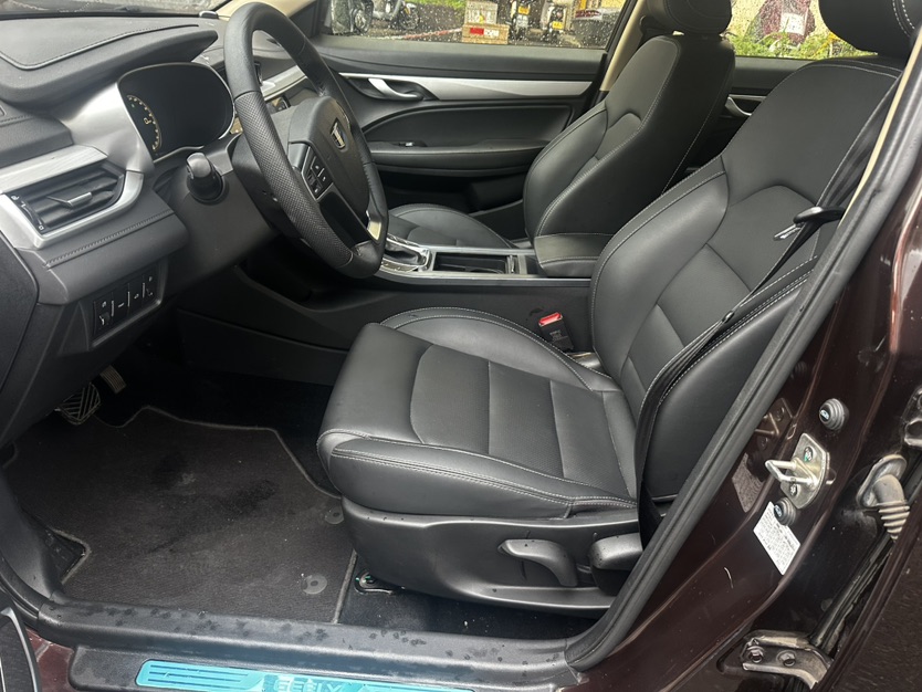 GEELY Emgrand 2019 car image #4
