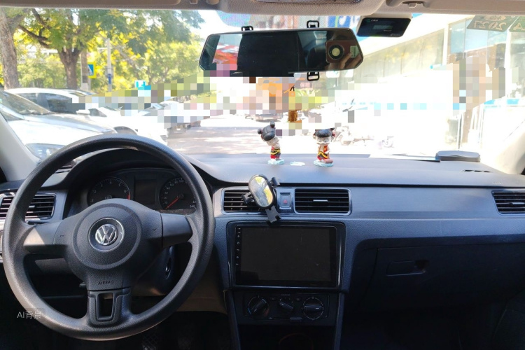Volkswagen Santana 2016 car image #11