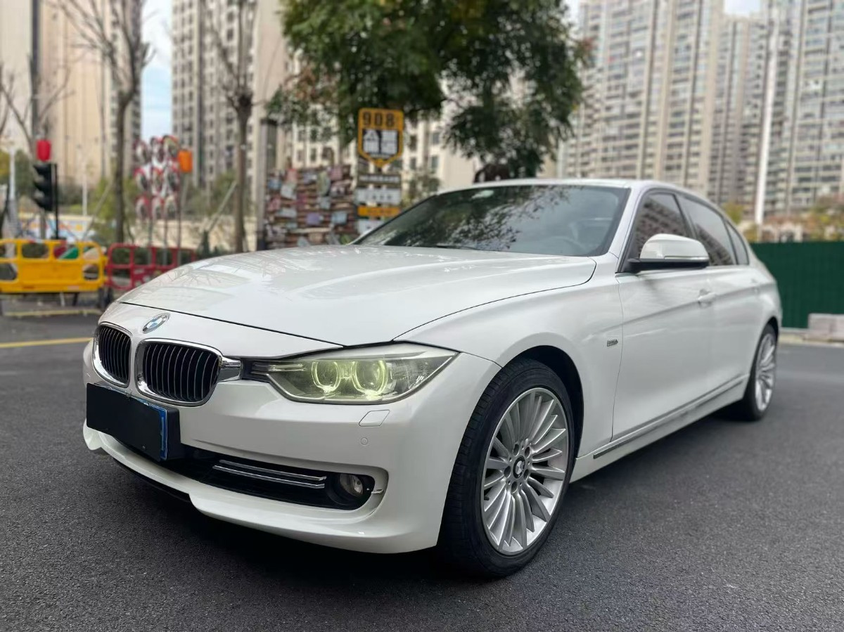 BMW 3 Series 2013 car image 