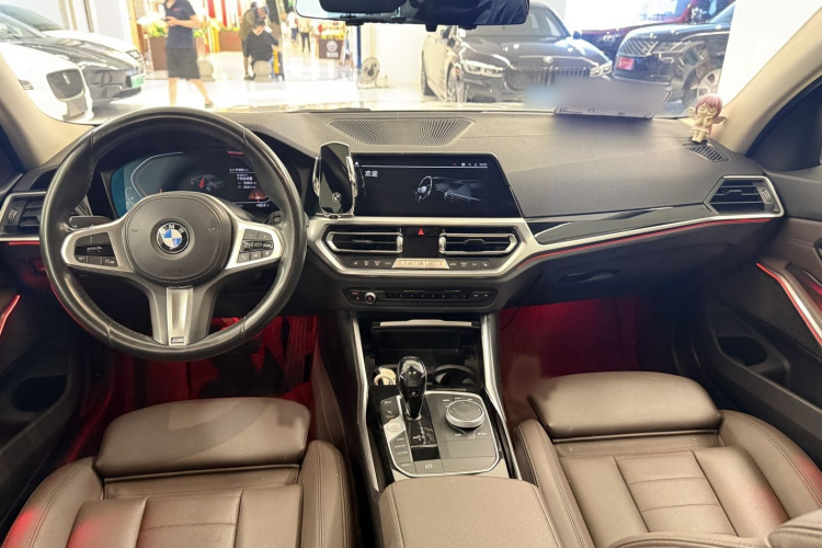 BMW 3 Series 2020 #10 BMW 3 Series 2020 car image #10