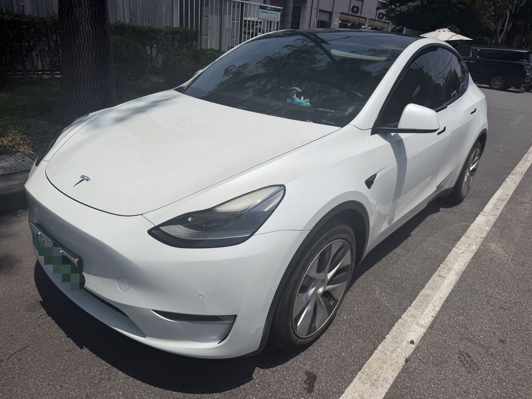 Tesla Model Y 2021 Tesla Model Y 2021 car image