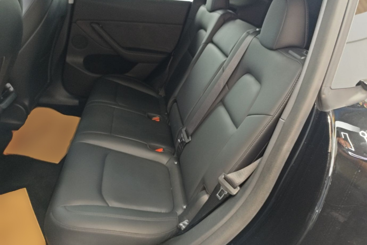 Tesla Model Y 2021 #17 Tesla Model Y 2021 car image #17