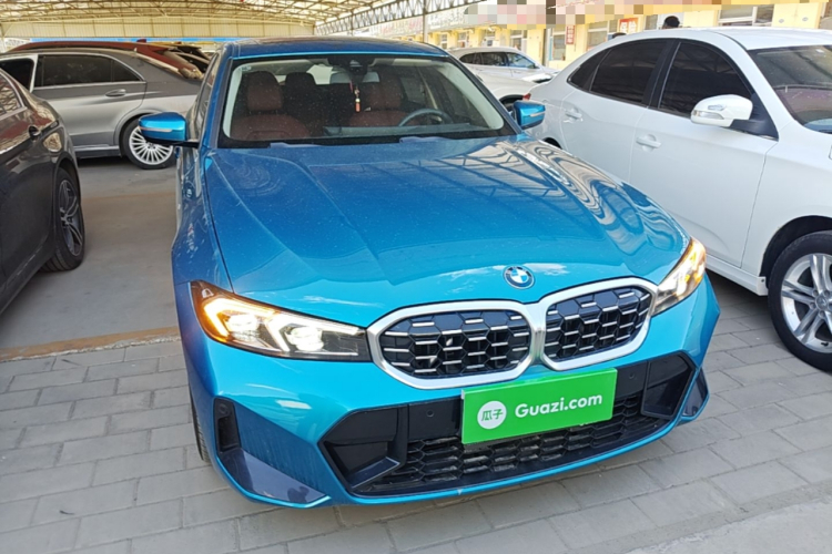 BMW 3 Series 2023 car image #3