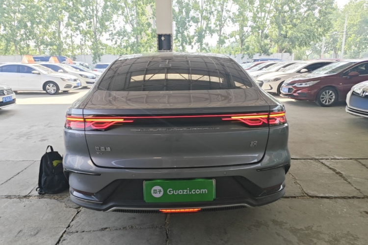 BYD Han 2023 car image #6