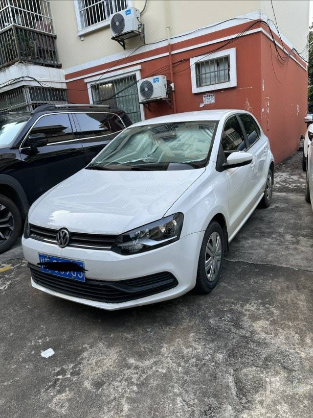 Volkswagen Polo 2018 car image 