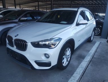 BMW X1 2017 BMW X1 2017 car image