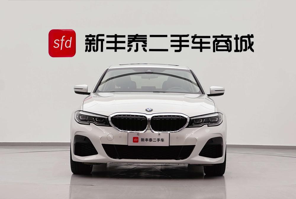 BMW 3 Series 2019 изображение автомобиля #2