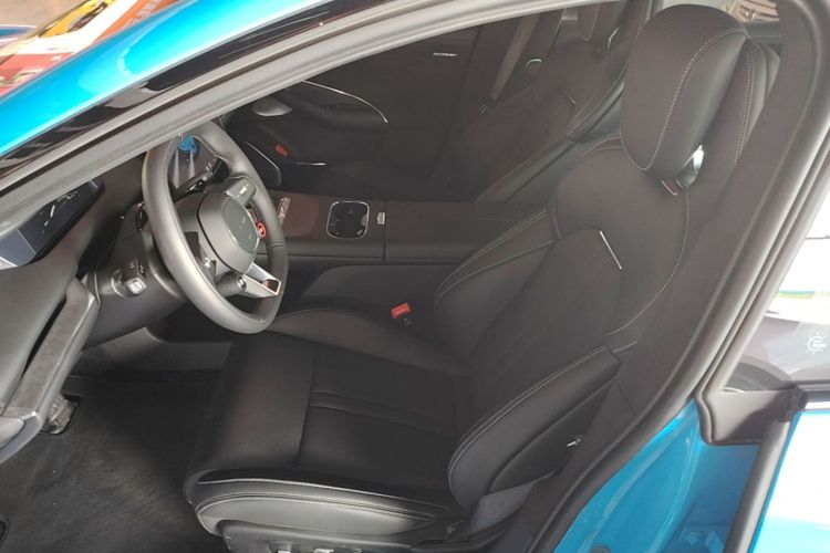2026 #15 2026 imagem de carro #15