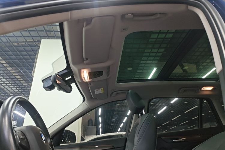 BMW X1 2018 #17 BMW X1 2018 car image #17