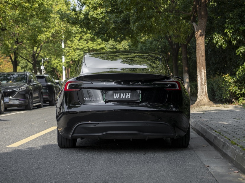 Tesla Model 3 2024 #4 Tesla Model 3 2024 car image #4
