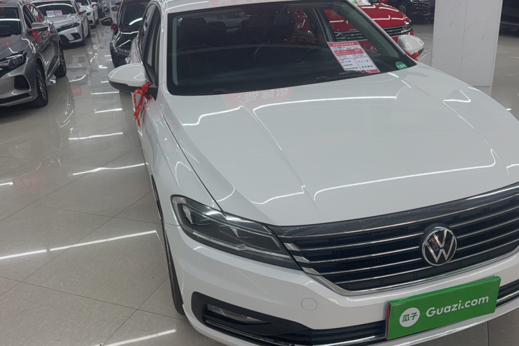 Volkswagen Lavida 2020 car image #4