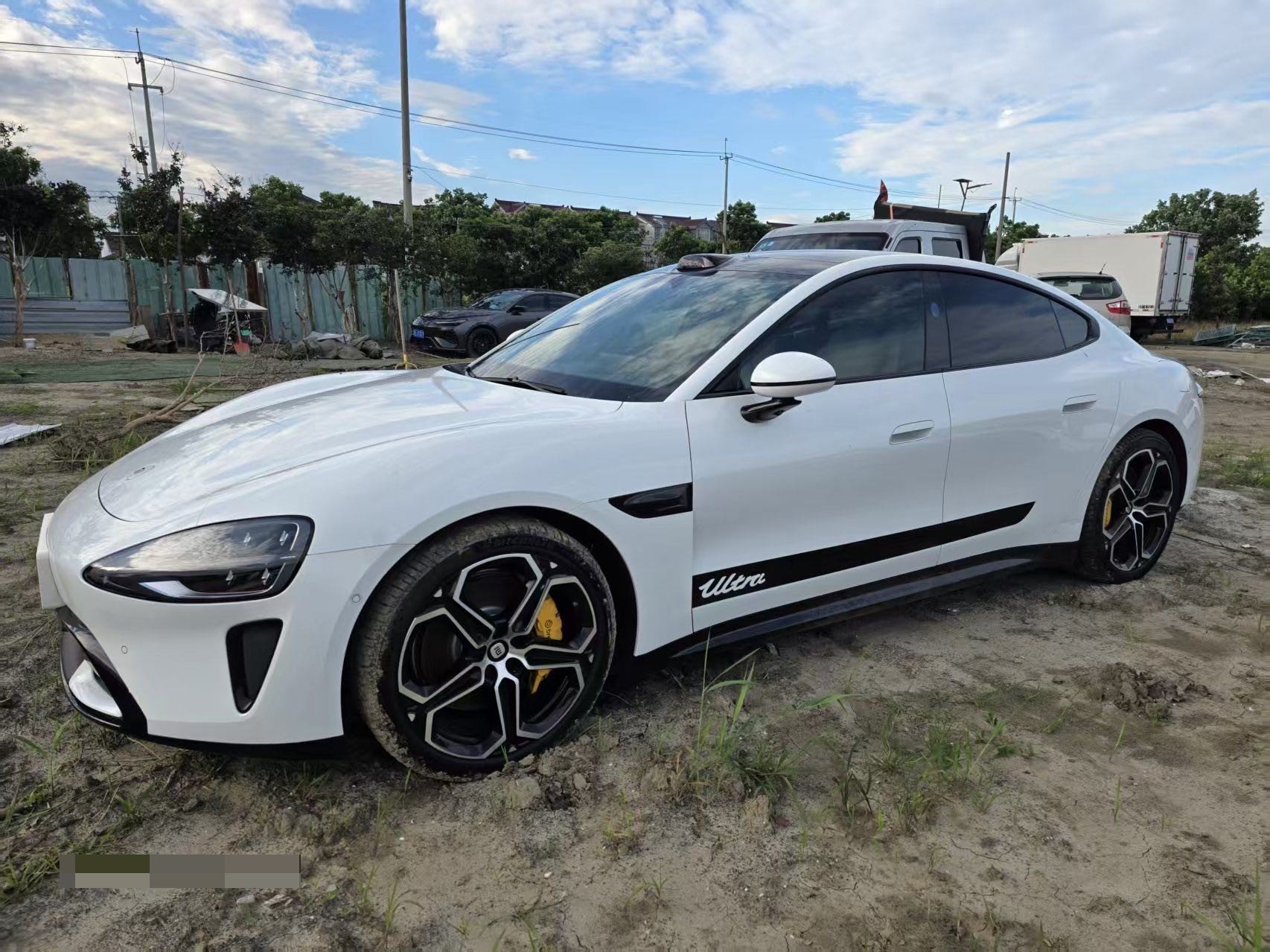 MI SU7 2025 car image 